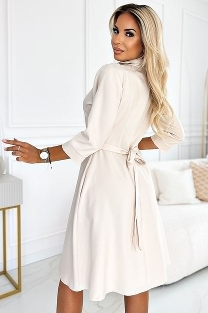 Licht getailleerde beige jurk | Dagjurk Numoco