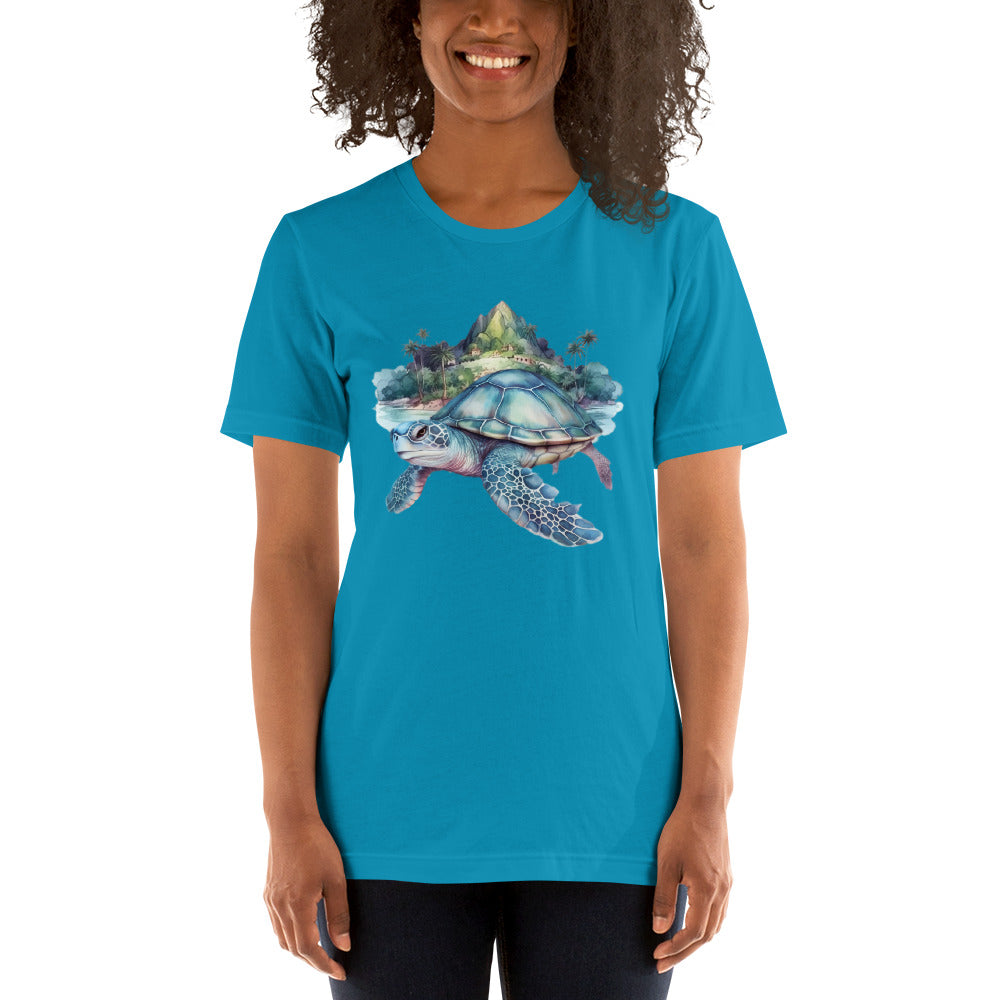 Agua blauw T-shirt met tropische schildpad, gedragen door een vrouw, vooraanzicht